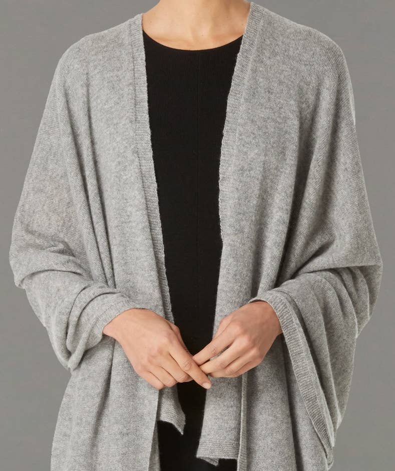 Margolis Pineo Italia - Wholesale Wrap - Women's - CASHMERE-BLEND 'LUCIA' TRAVEL DUSTER - COZY ESSENTIAL!29
