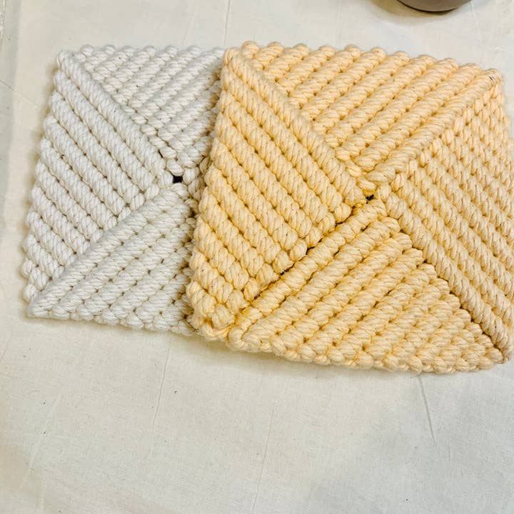Knotting Studio - Vendita all'ingrosso Sottobicchiere - Sottobicchieri quadrati in macramè, tappetino per candele, tovaglietta per piante, regalo per lei