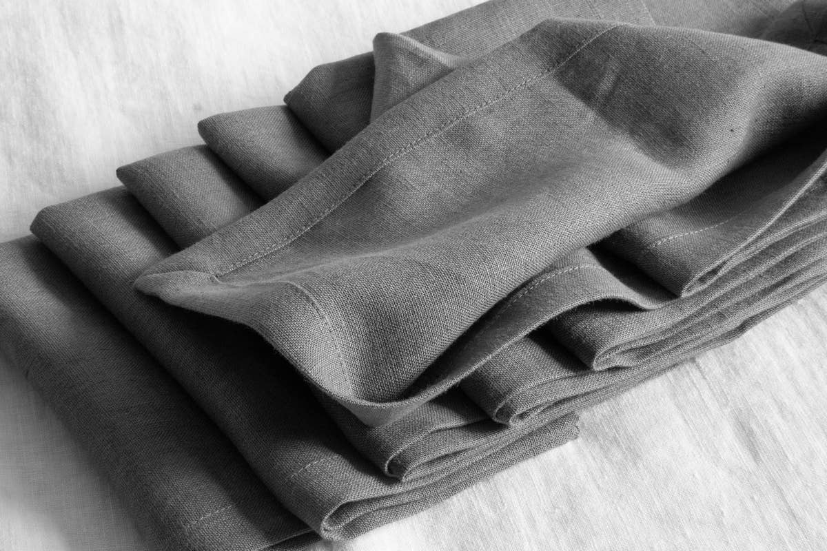 Liem Home - Wholesale Dinner & Cloth Napkin - Linen Napkins with Mitered Corners in Various Colors3