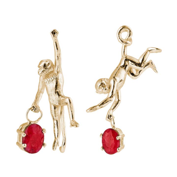 OORBELLEN MET AAPJES ROBIJN voor wholesale door Carolinne B