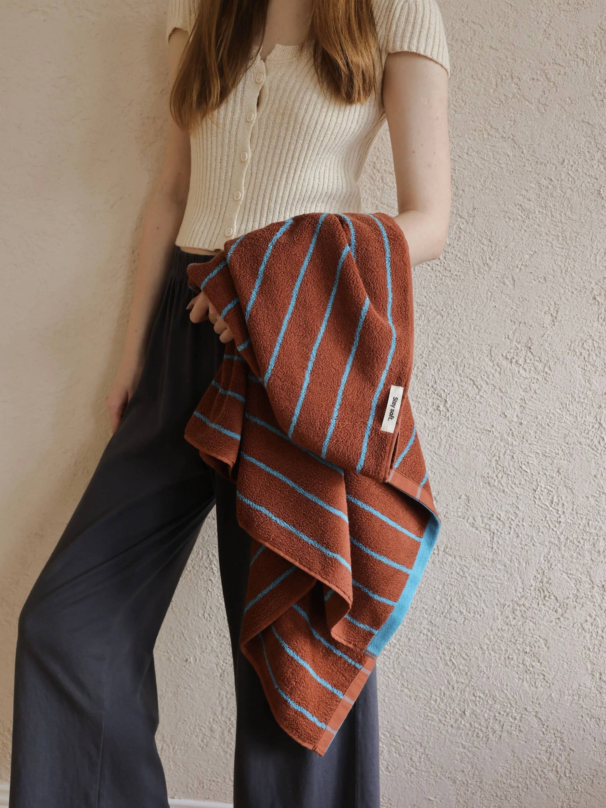 INSPECIAL HOME - Wholesale Bath Towel - 100% Cotton Retro Earthy-tone Pinstripe Soft Plush Towel 13