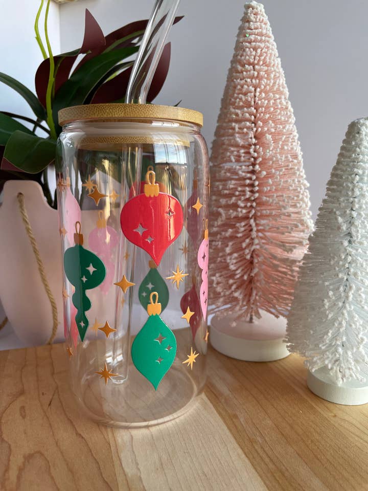 Christmas Ornaments Glass Cup with Bamboo Lid and Glass Straw for wholesale by DesignedbyKendal