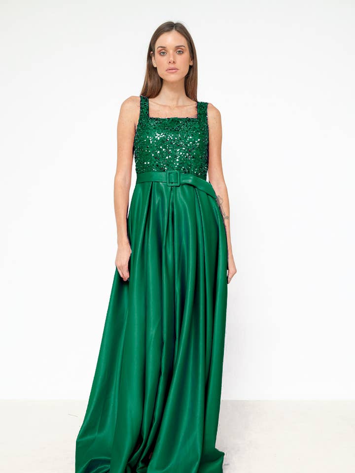 Abito da festa lungo smeraldo con scollo quadrato e strass per la vendita all'ingrosso da parte di Les Voiliers