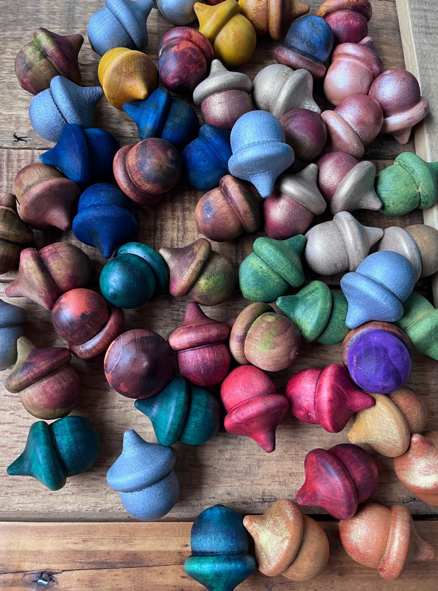 BlueCyanGirl - Wholesale Decorative tabletop object - Rustic Acorns Wooden Hand Painted Spring Mystery Mix 1