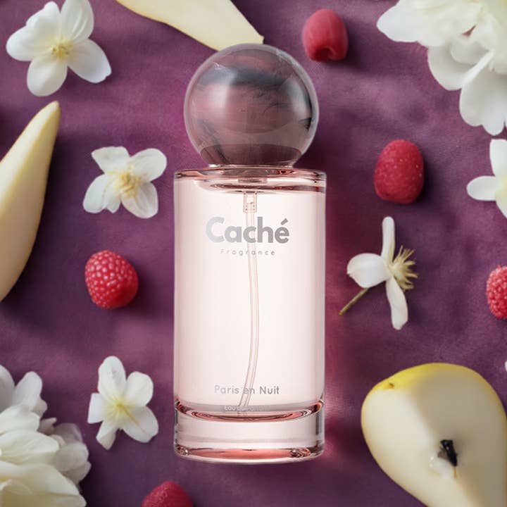 Paris en Nuit par Caché – Fraise, Framboise, Poire, Fleur de Datura, Pivoine, Patchouli, Musc Blanc; Eau De Parfum (EDP) 50ml, Féminin pour la vente par Caché Fragrance