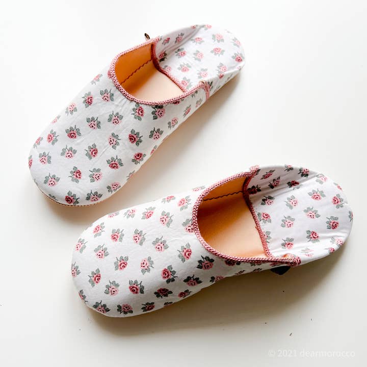 Moroccan leather Slipper Babouche // Small rose for wholesale by dear Morocco