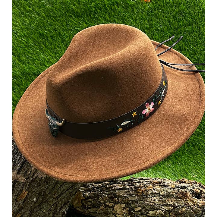 Kids Charm Online - Wholesale Cowboy Hat - Women's - WOMAN Brown Hat with Embroidered Band.