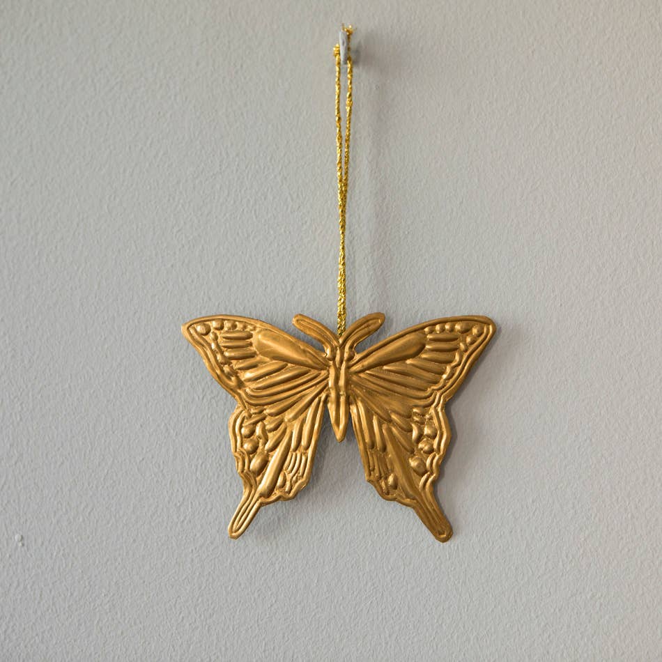 Mahe Homeware – Ornamento por atacado – Ornamento de Latão com Relevo de Borboleta1