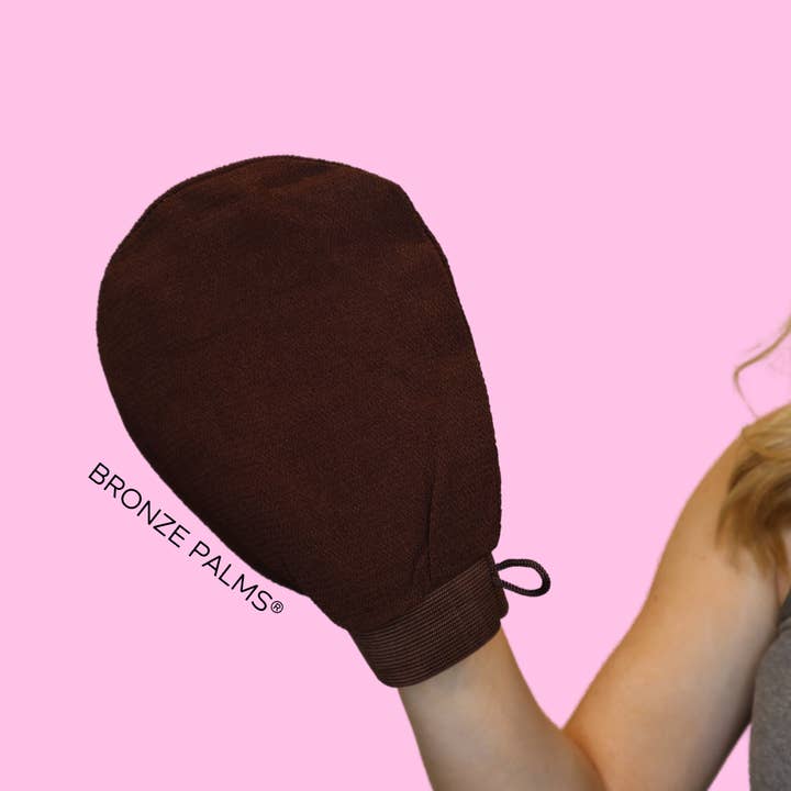 Bronze Palms Beauty – wholesale Self-tanner – Exfoliating Mitt Glove for Self Tan Spray Tan Preparation1