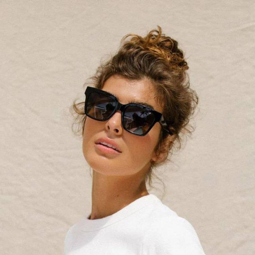 Mohala Eyewear - Vendita all'ingrosso Occhiali da sole - Donna - Occhiali da sole quadrati polarizzati Hana13