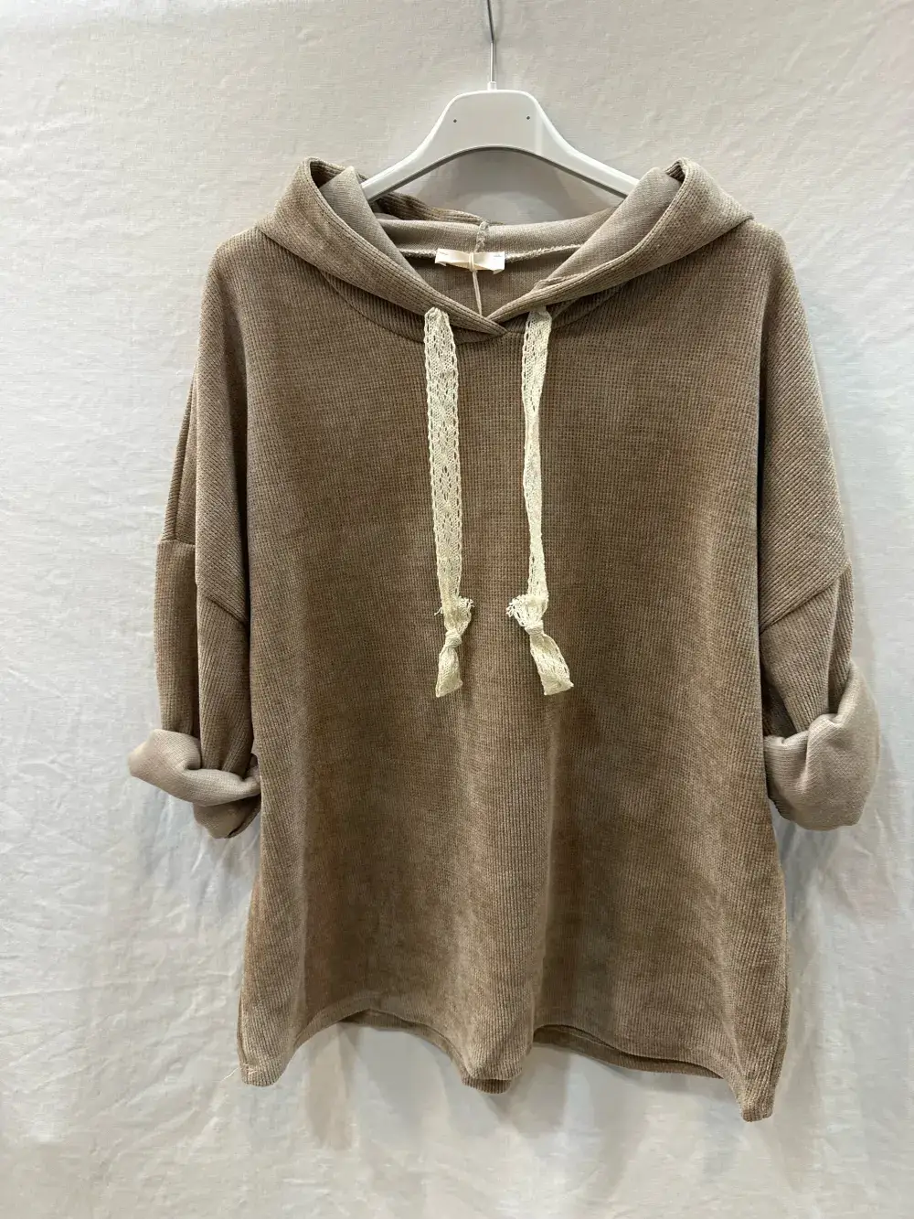 Mimi & Gogo – Engroshandel Hoodie – Kvinder – Velourhættetrøje med blonder og snøre9