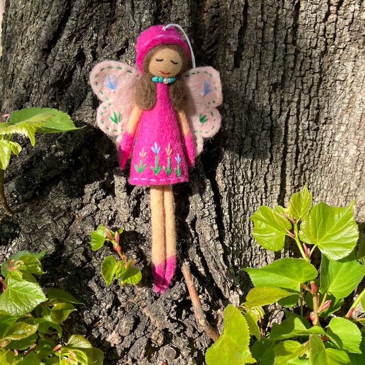 Women of the Cloud Forest - Wholesale Ornament - Weidefee Vilt Ornament4