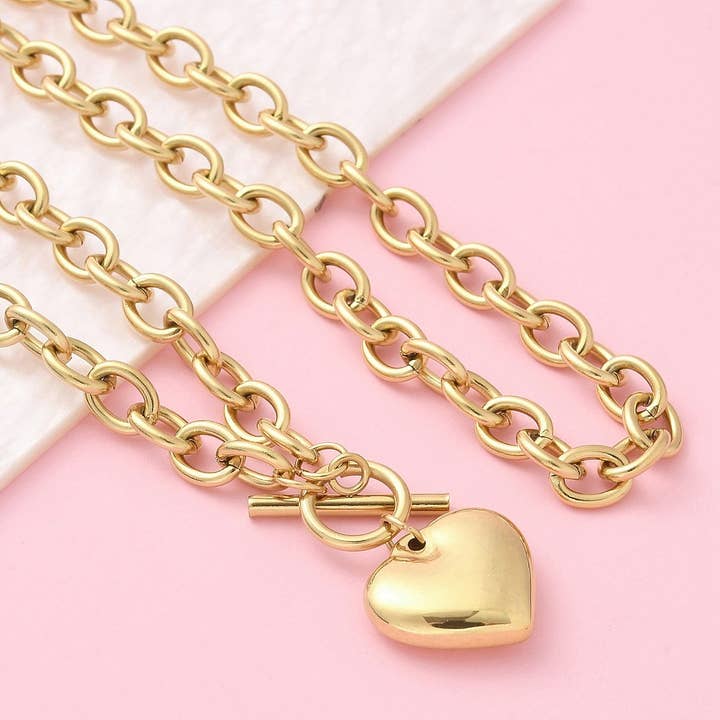 Ivy Gold Co. - Wholesale Pendant/Charm Necklace - Toggle Heart Chain Necklace1