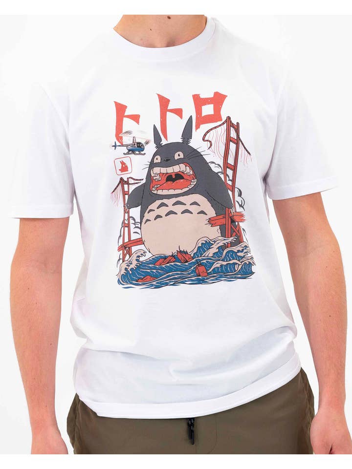 Grafitee - Wholesale Screen Printed T-Shirt - Unisex - Totoro Attack T-shirt - Totoro movie graphic tee shirt6