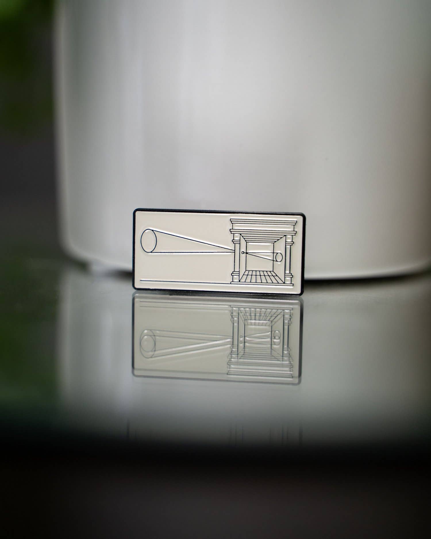 Pin Museum - Wholesale Lapel Pin/Button - Camera Obscura • Enamel Pin2