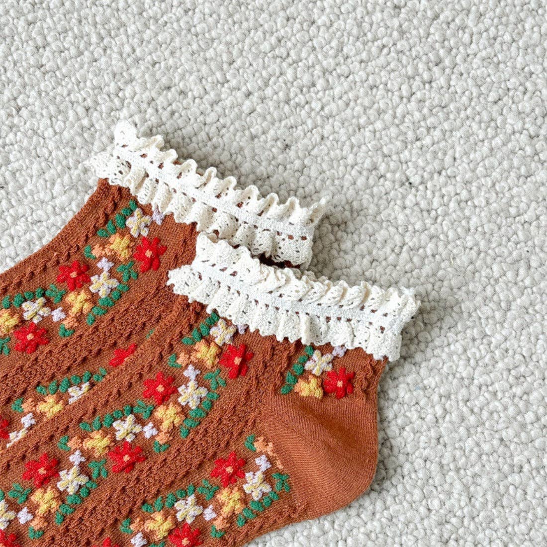 Funkyrel® Atzbranding Limited – Meias - Mulher por atacado – Rufia - Meias de Tornozelo Florais com Borda Enrolada Vintage7