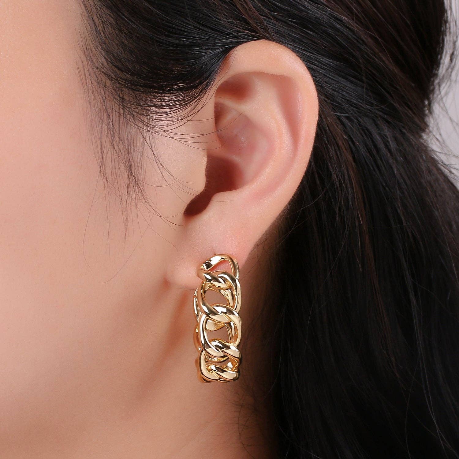 Aim Eternal - Wholesale Hoop Earrings - 30mm Chunky Gold Link Hoops, Small Gold Large Chain Hoop Earrings, Gold Hoop Earrings, Small Hoop Earrings, Chain Hoops, Hoop Earrings1