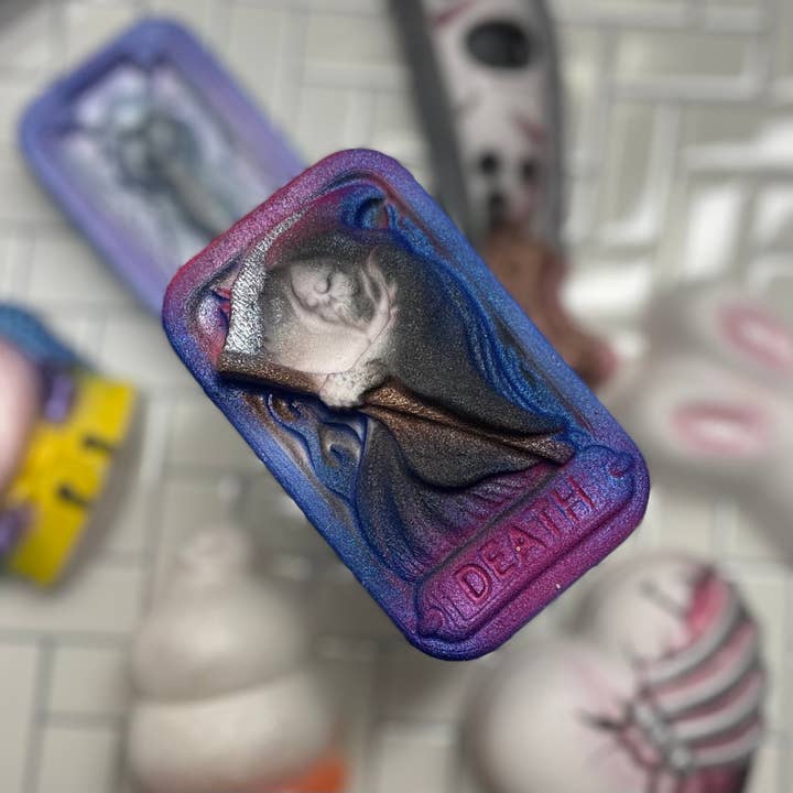 Boil & Bubble - Wholesale Bath Bomb/Fizz - death tarot bath bomb1