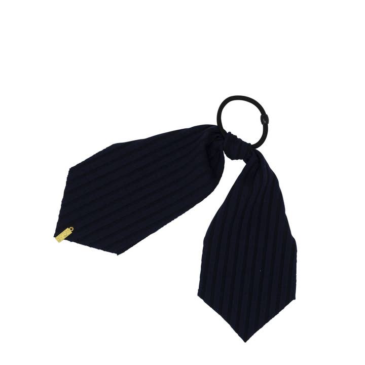 Porte-poney en tricot épais pour la vente par Heirlooms New York