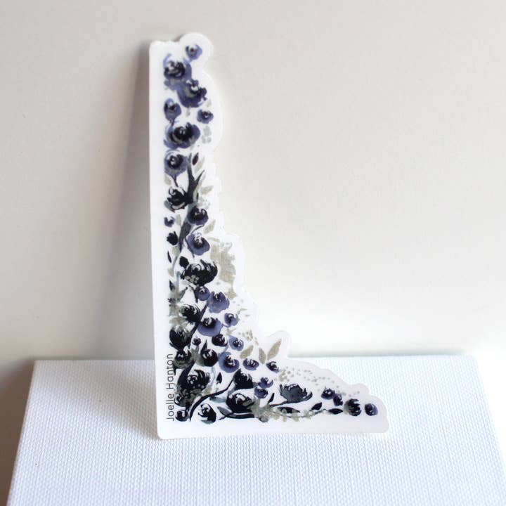 Autocollant en vinyle Motif roses noires et dorées pour la vente par Joelle Hanton Art