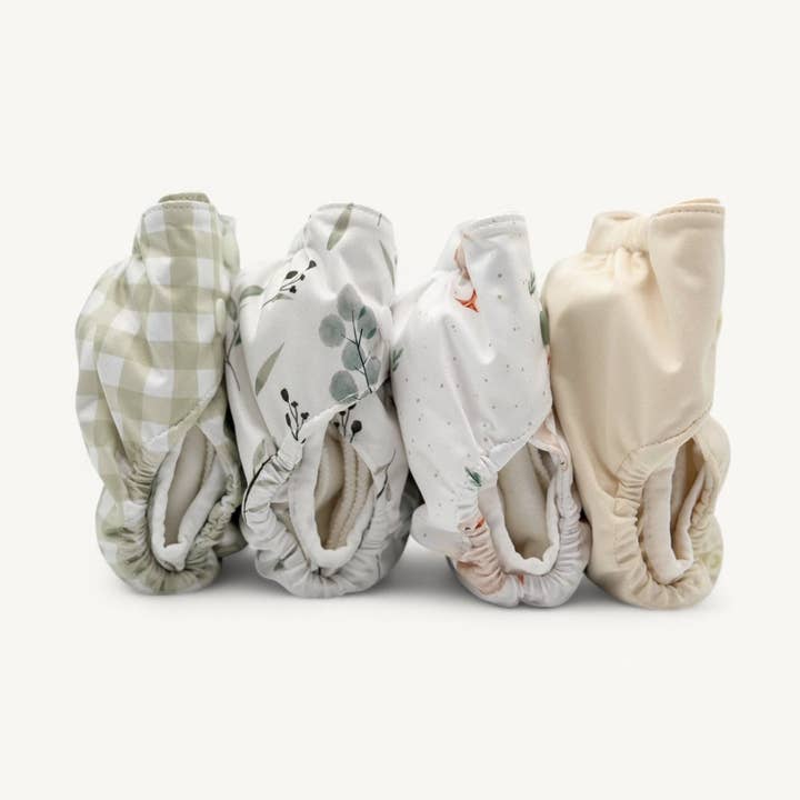 Couche pour nouveau-né pour la vente par Mimi and Co