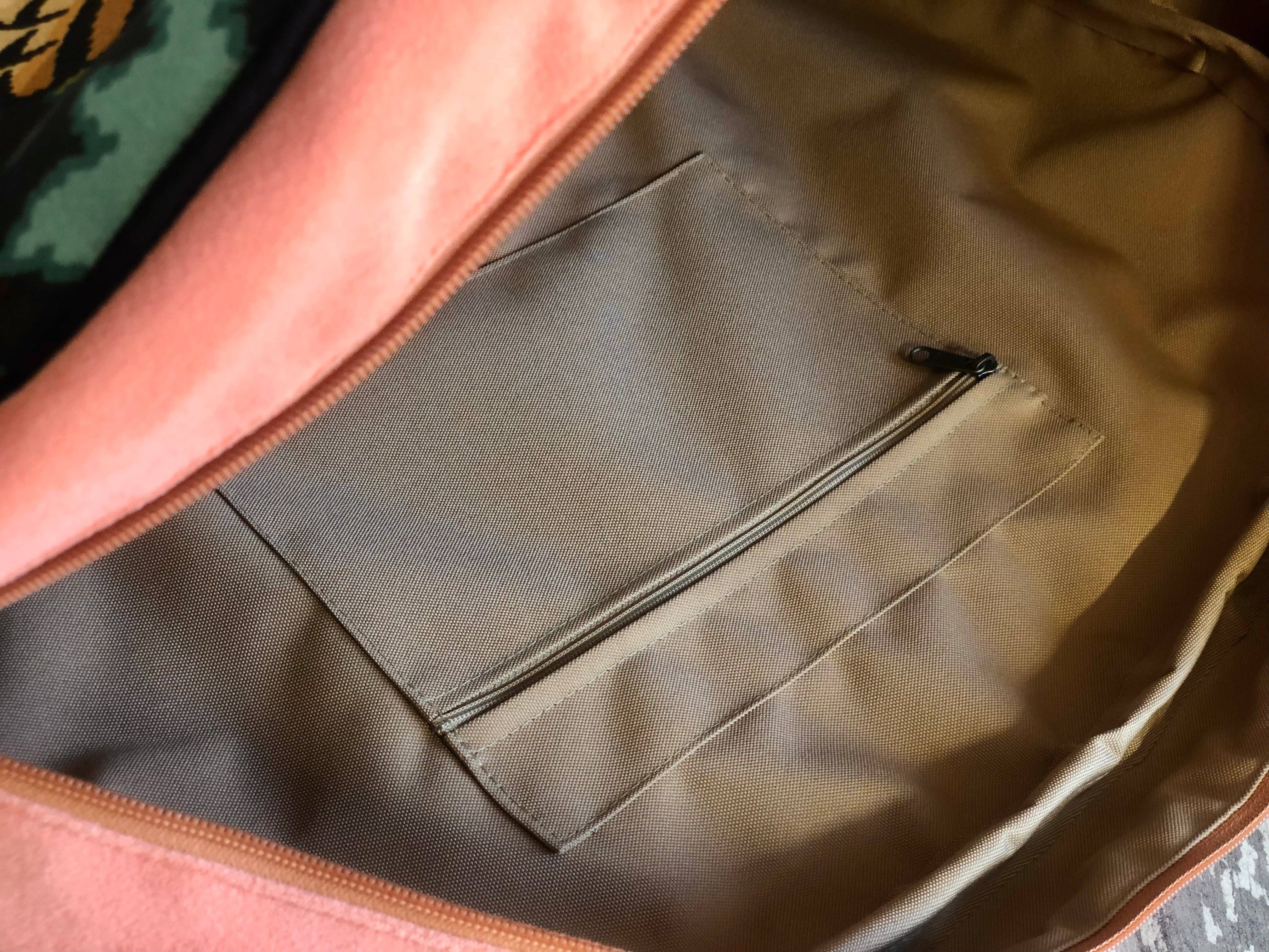 Atenti – Engroshandel Stor rejse- og weekendtaske - Dame – Håndlavet Atenti Le Tigre Overnighter Weekender – Fremstillet i USA4