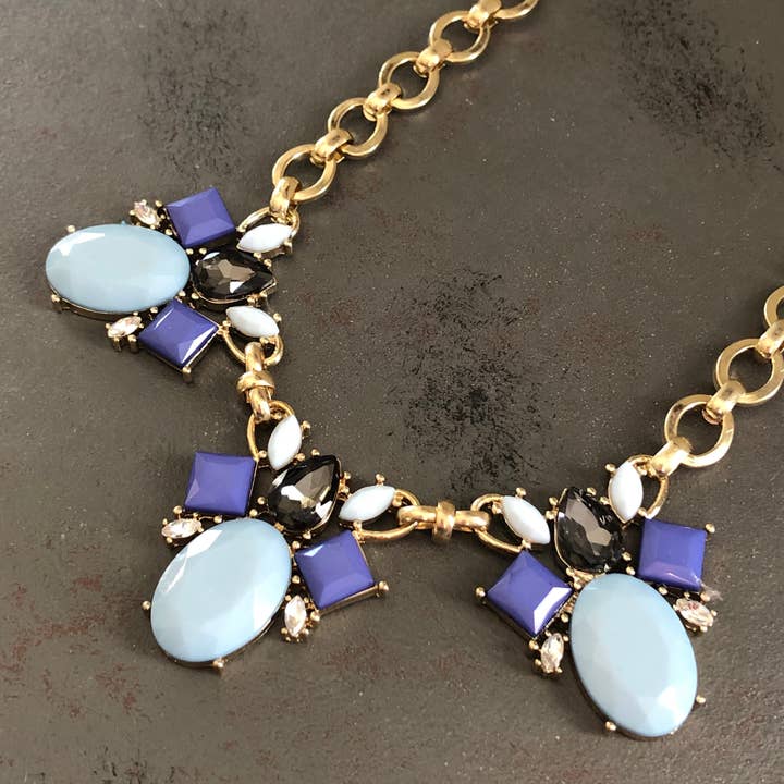 Lauren Lane - Wholesale Pendant/charm necklace - Amy Rhinestone Statement Necklace1