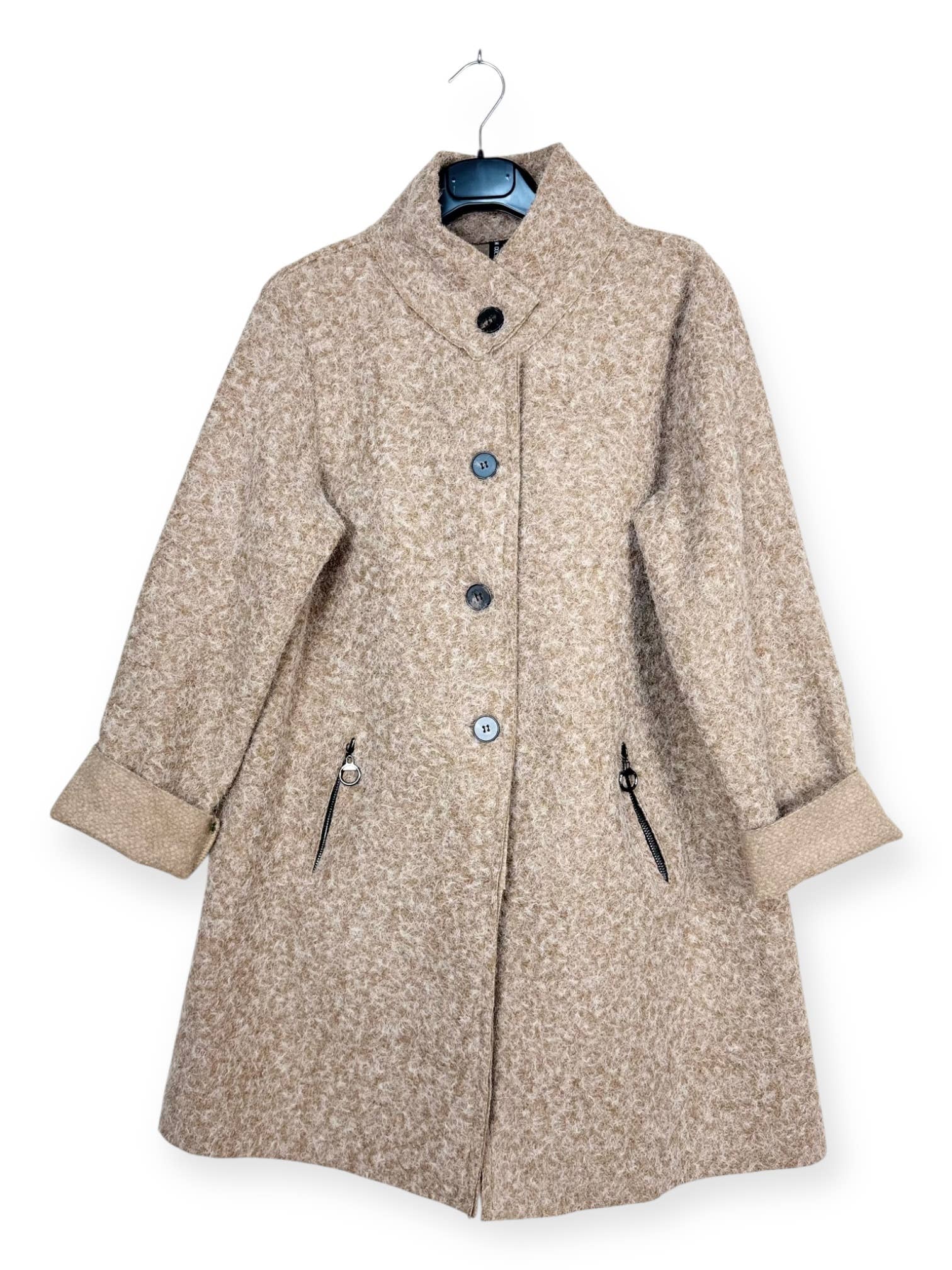 Lucky Nana – wholesale Rock - Dam – AH 25275 - Kappa med Knappar och Dolda Dragkedjefickor – Elegans10