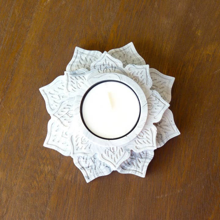 Lumineuses Créations - Wholesale Candle Holder - Light Grey Marbled Lotus Flower Candle Holder