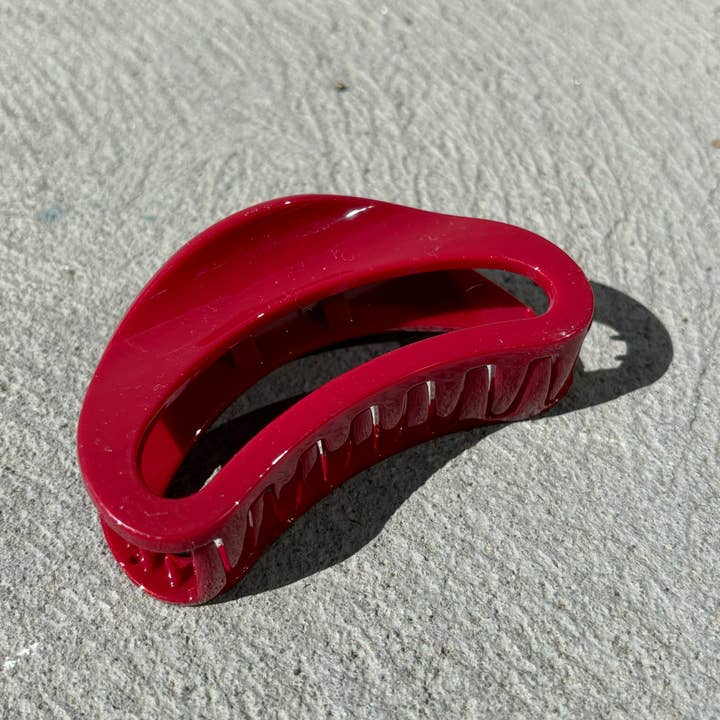 Ruby Oval Hair Claw Clip and other Purchase Wholesale oval bulkhead light. Free Returns & Net 60 Terms on Faire trending on Faire.