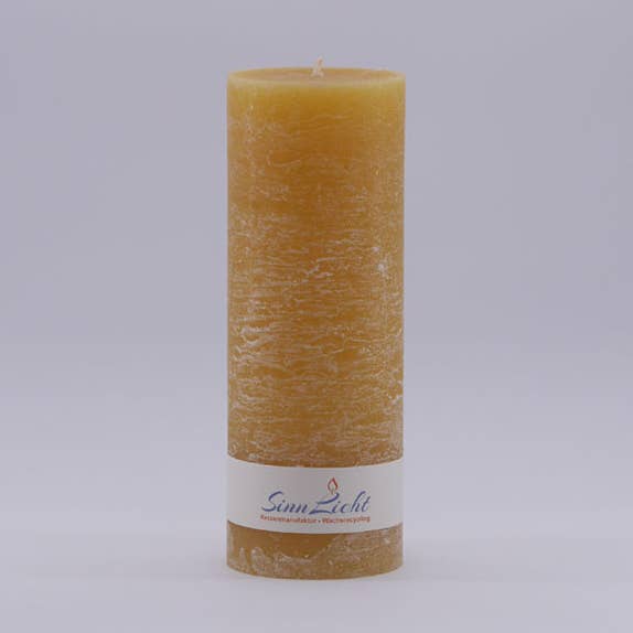 Stumpen Kerze gelb rustic | Ø 6,5 cm, Höhe 19 cm für den Großhandel von SinnLicht