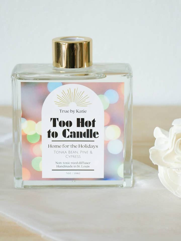 Too Hot to Candle 7 oz ikke-giftig rørdiffusor blomsterrør for engroshandel hos True by Katie
