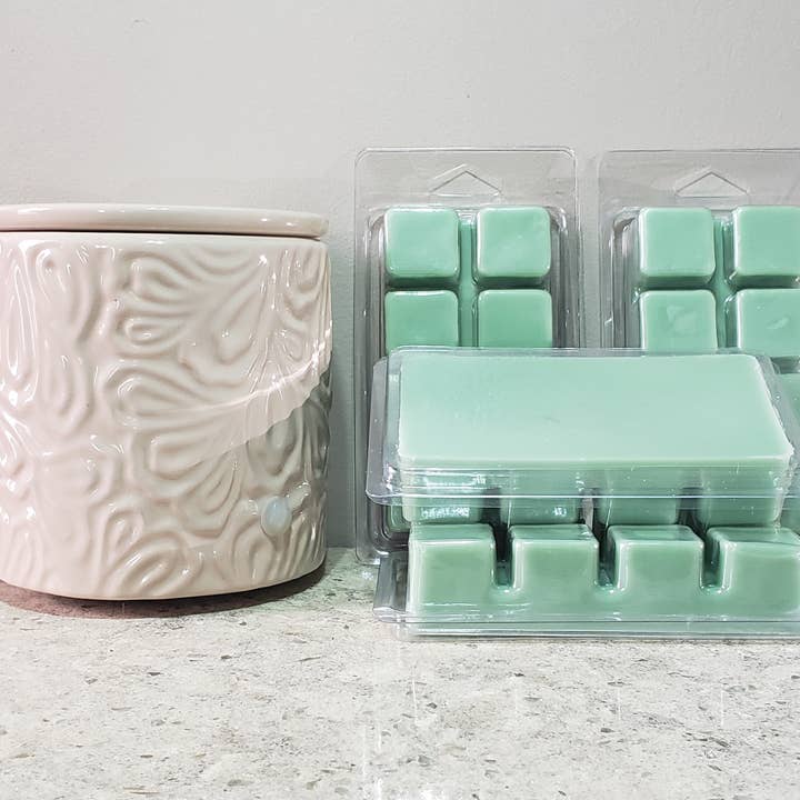 Guava Fresca and Hibiscus White Label 4oz Soy Wax Melts for wholesale by Warped Elementz LLC