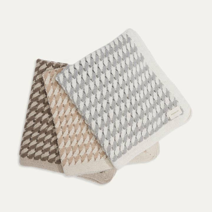 MAMAKAY – Großhandel Bettdecke – Kind & Baby – Gehäkelte Babydecke 80 x 70 cm aus 100 % natürlicher Baby-Alpaka-Wolle3