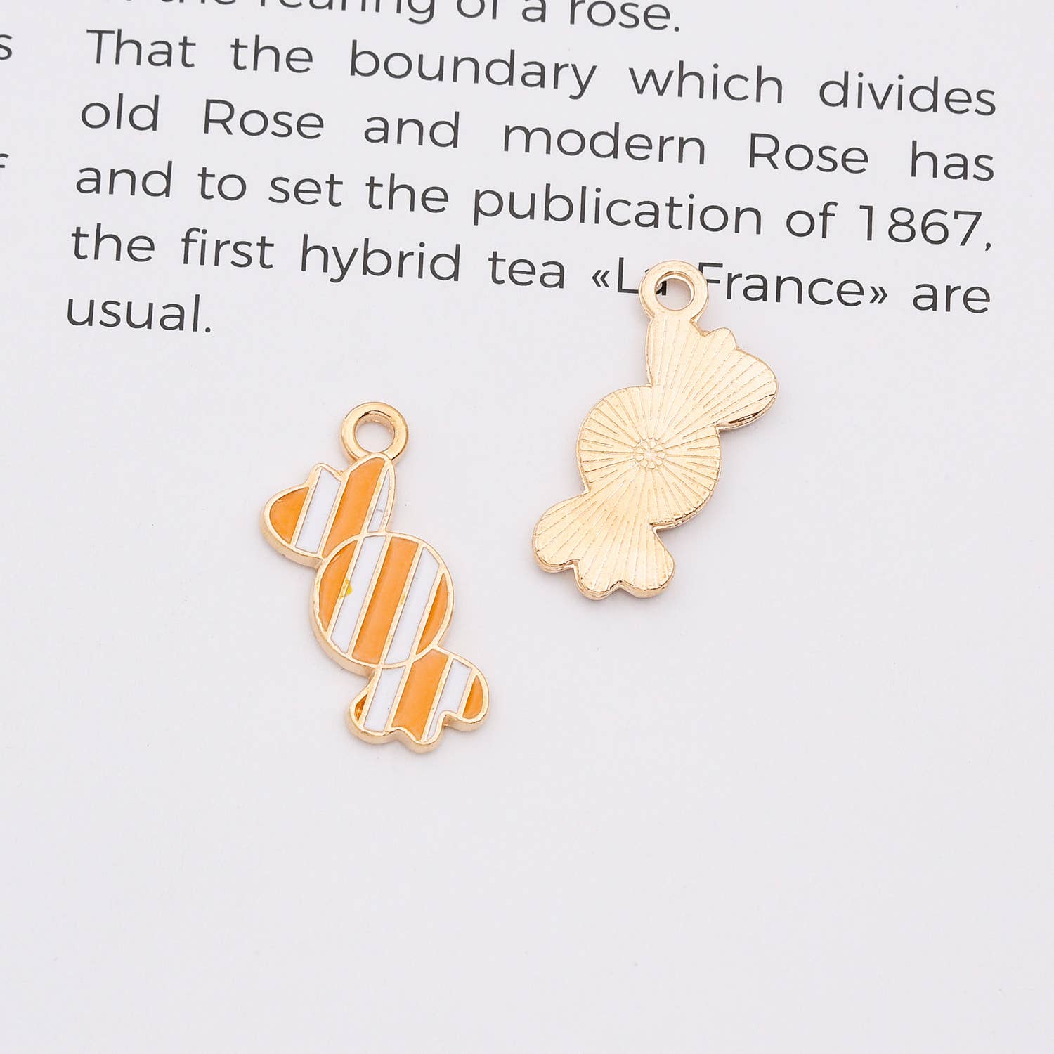 findings4uGem – wholesale Hänge-/berlockhalsband – Guldpläterad Emalj Halloween Fint Berlockhänge, CP215040