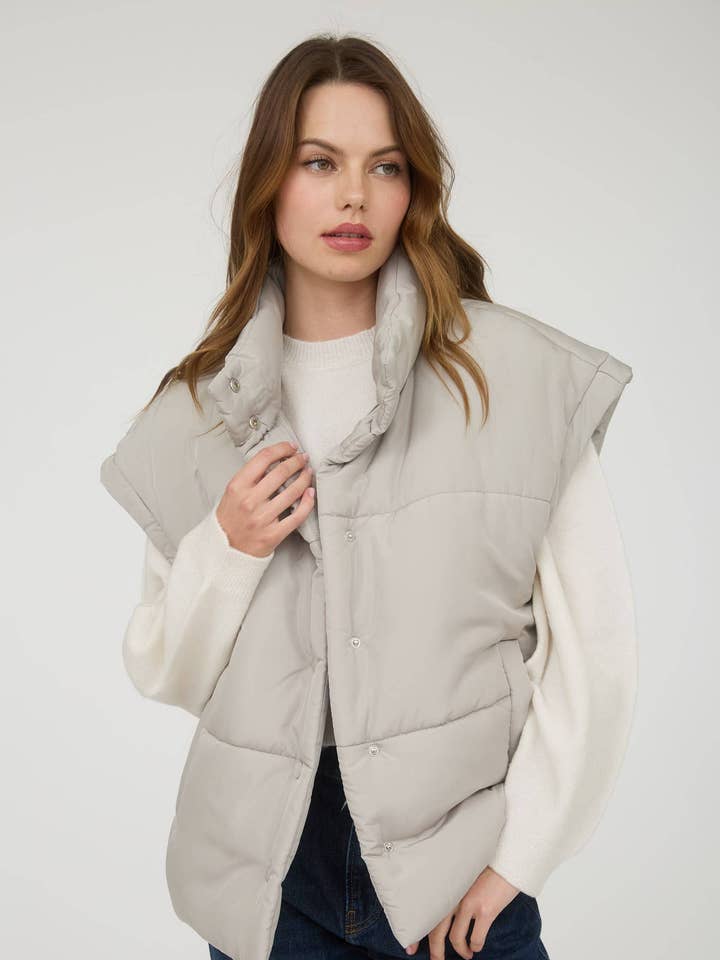 OVERSIZED SNAP BUTTON PUFFER VEST for wholesale by MINE