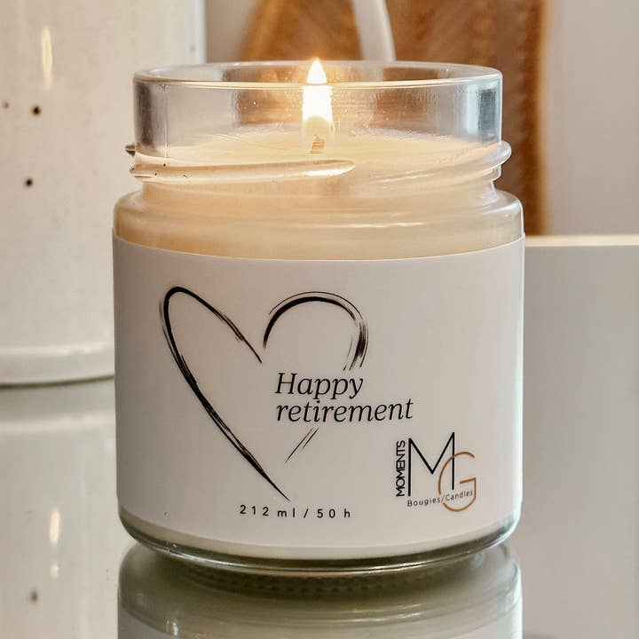 Candela di soia Happy Retirement per la vendita all'ingrosso da parte di Moments MG
