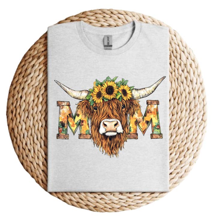 T-shirt Gráfica de Mulher com Vaca Highland para Mãe por atacado de Mama and Littles Apparel