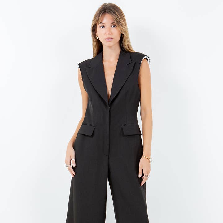 EXPOSED SHOULDER PADS SLEEK FIT COLLARED JUMPSUIT - BLACK and other Purchase wholesale shoulder pads. Free returns & net 60 terms on Faire trending on Faire.