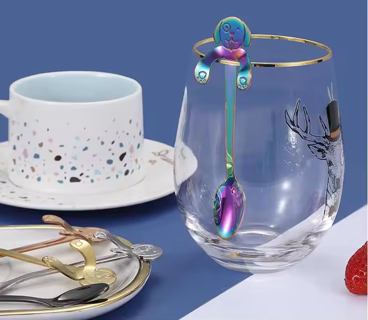 Sostraw & SmartThings - Vente Cuillères à soupe - Cuillère pour chien - 4 couleurs - Pour le thé, le café ou le dessert4