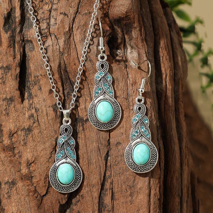 Magia Design - Wholesale Sieradenset - Set van ketting en oorbel in Boheems turkoois