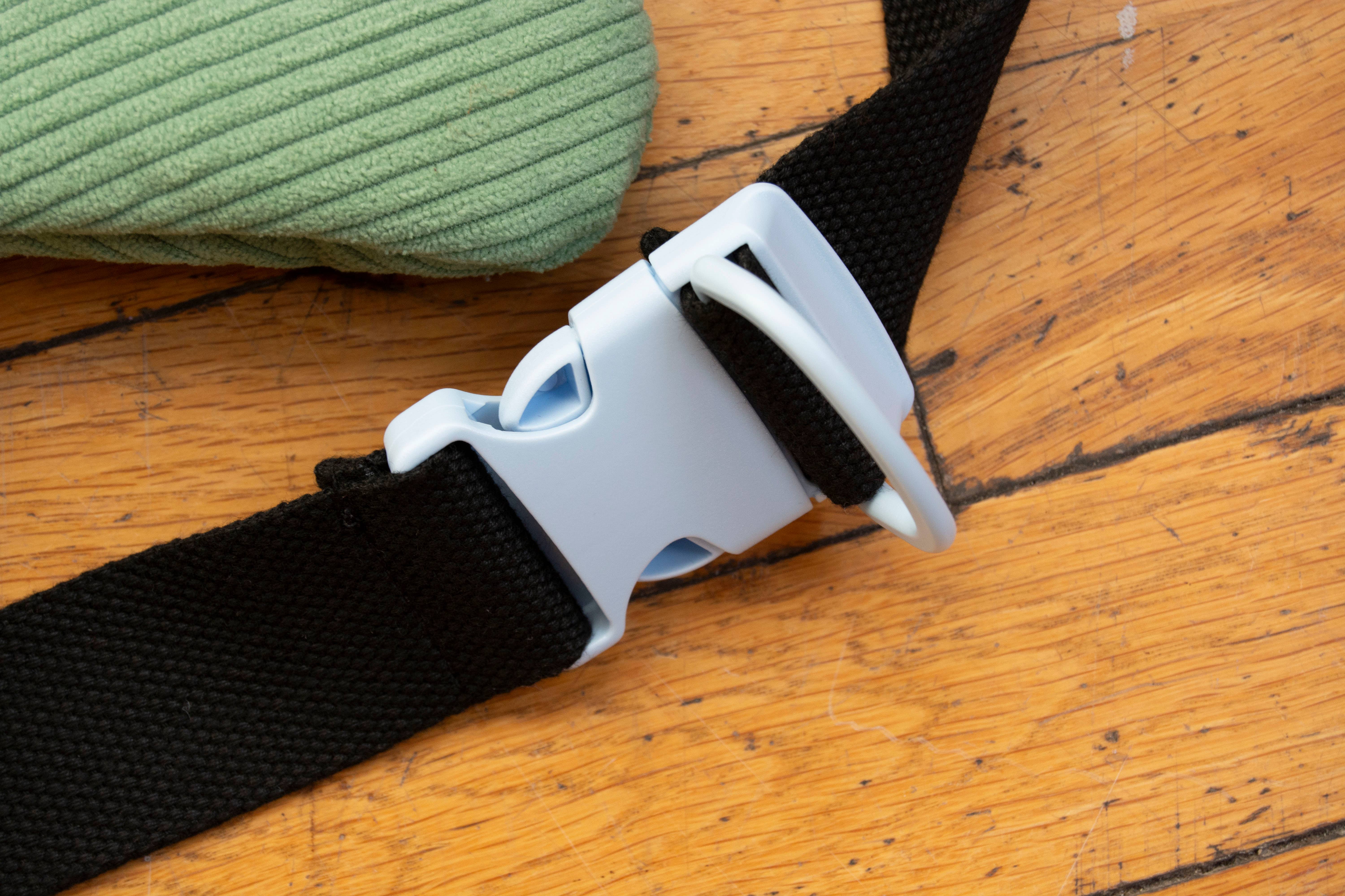 Curlworks - Wholesale Crossbody bag – Unisex - The Fish Bag - Fruity3