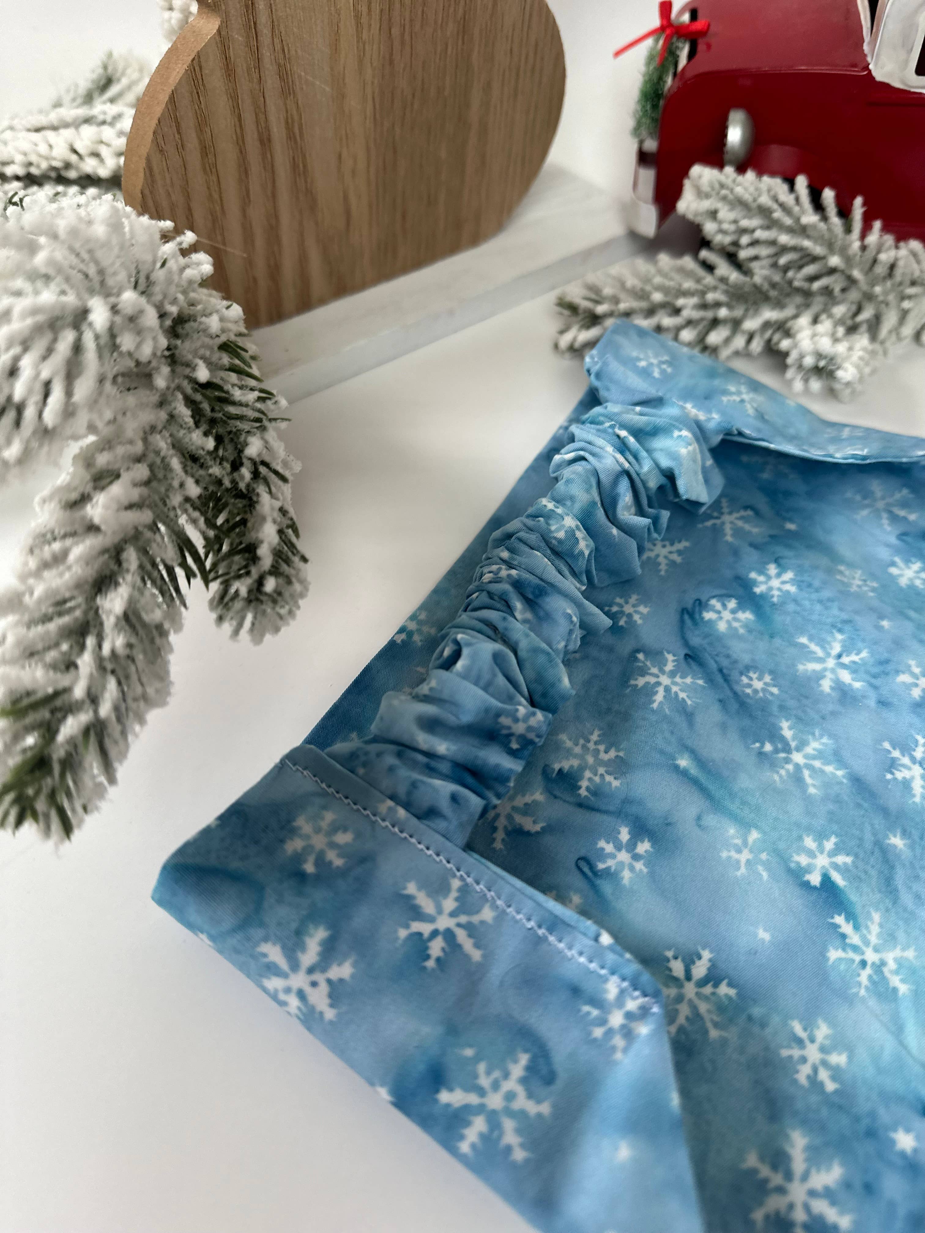 Bark ‘nd Blue - Wholesale Pet Bandana - Dog - Snowflake Scrunchie Bandana1