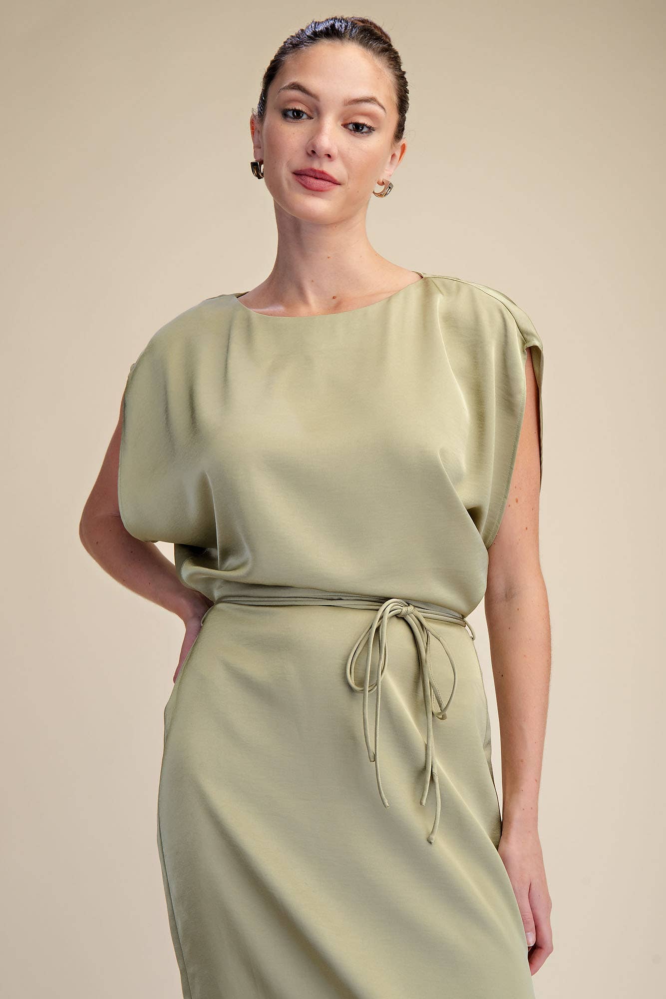 Glam - Wholesale Dress - Women's - Round Neck Waist Tie Back Slit Midi Dress14