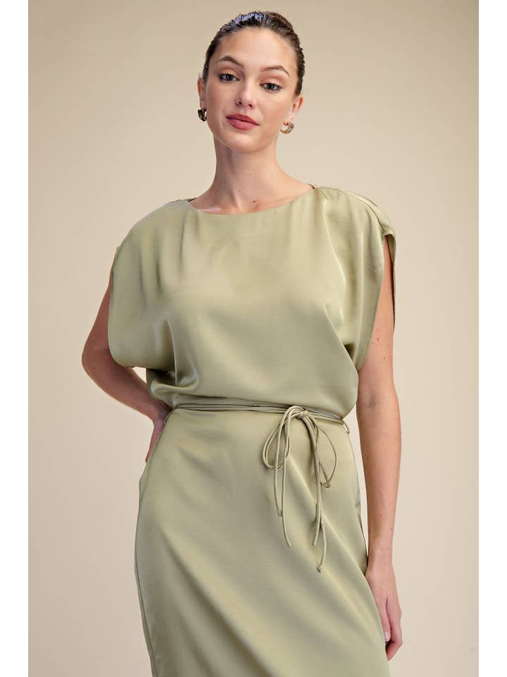 Glam - Wholesale Dress - Women's - Round Neck Waist Tie Back Slit Midi Dress14