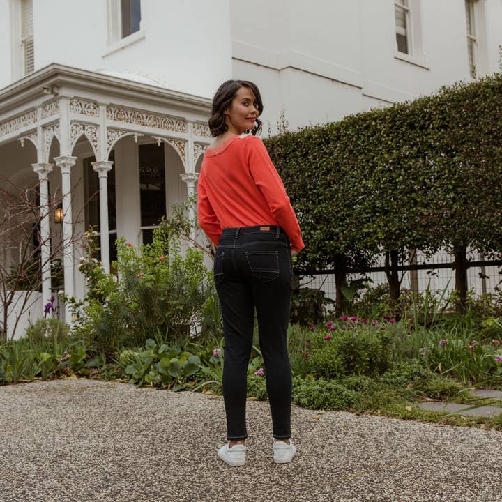 Dublin Midnight for wholesale on Faire9