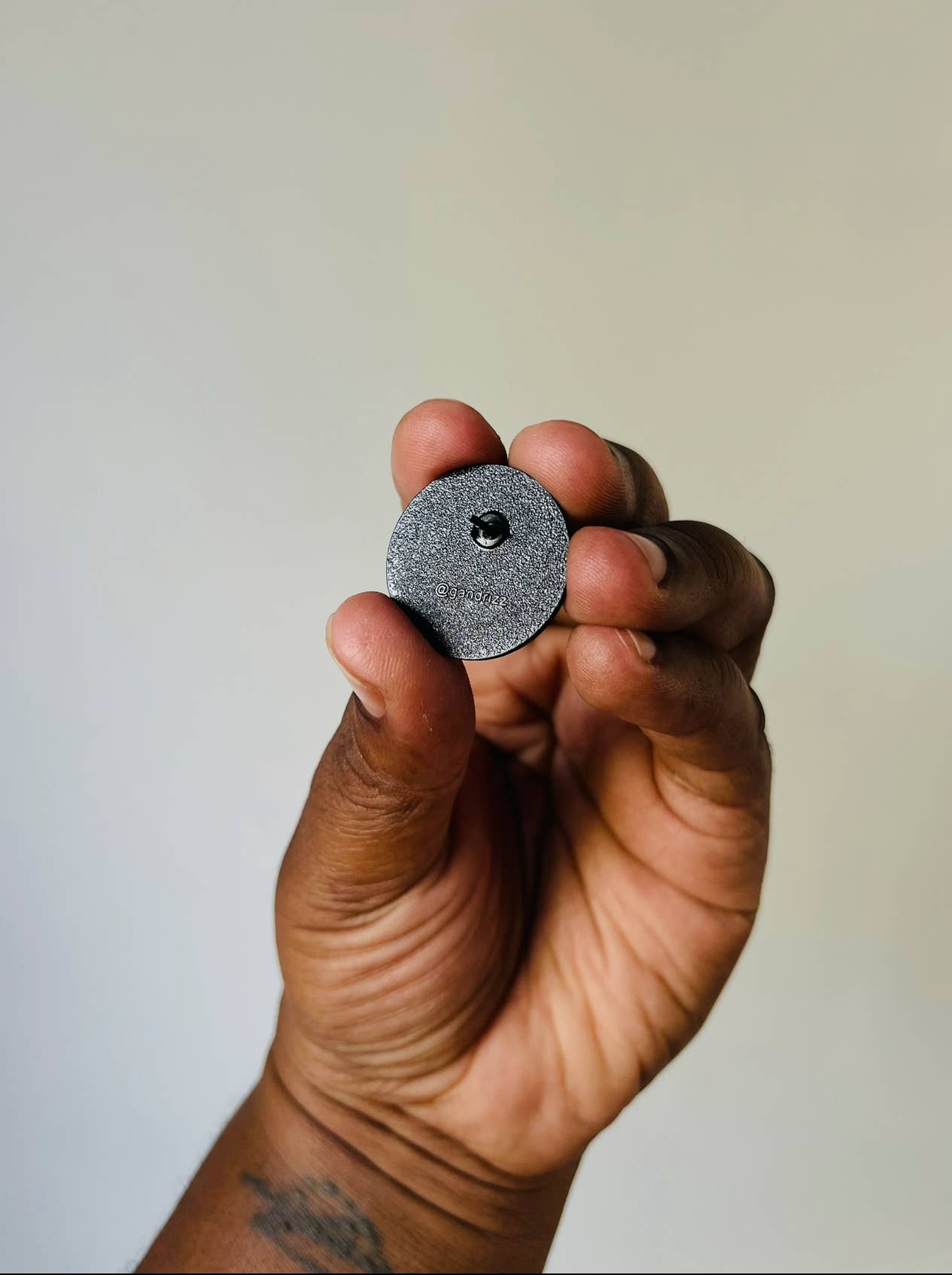 G + RIZZ - Wholesale Lapel Pin/Button - ALIENS ARE REAL PIN1