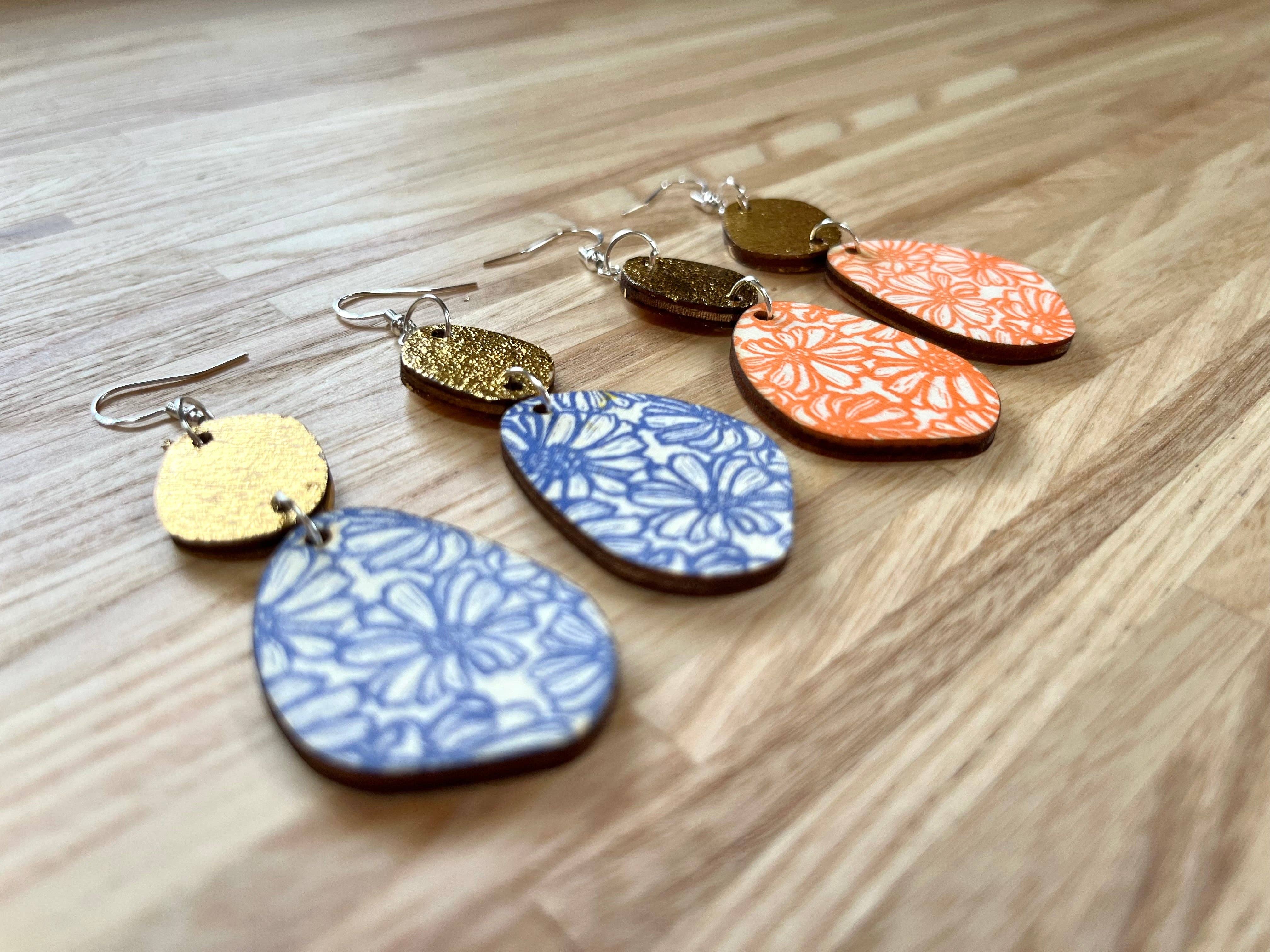 Beth Lewis Art – wholesale Dangle earrings – New Colourful Wooden Earrings21