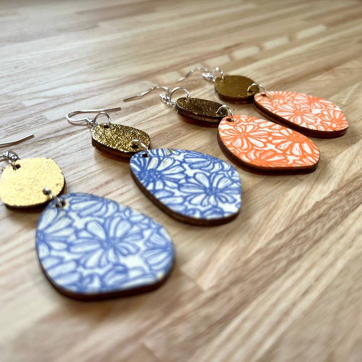 Beth Lewis Art – wholesale Dangle earrings – New Colourful Wooden Earrings21