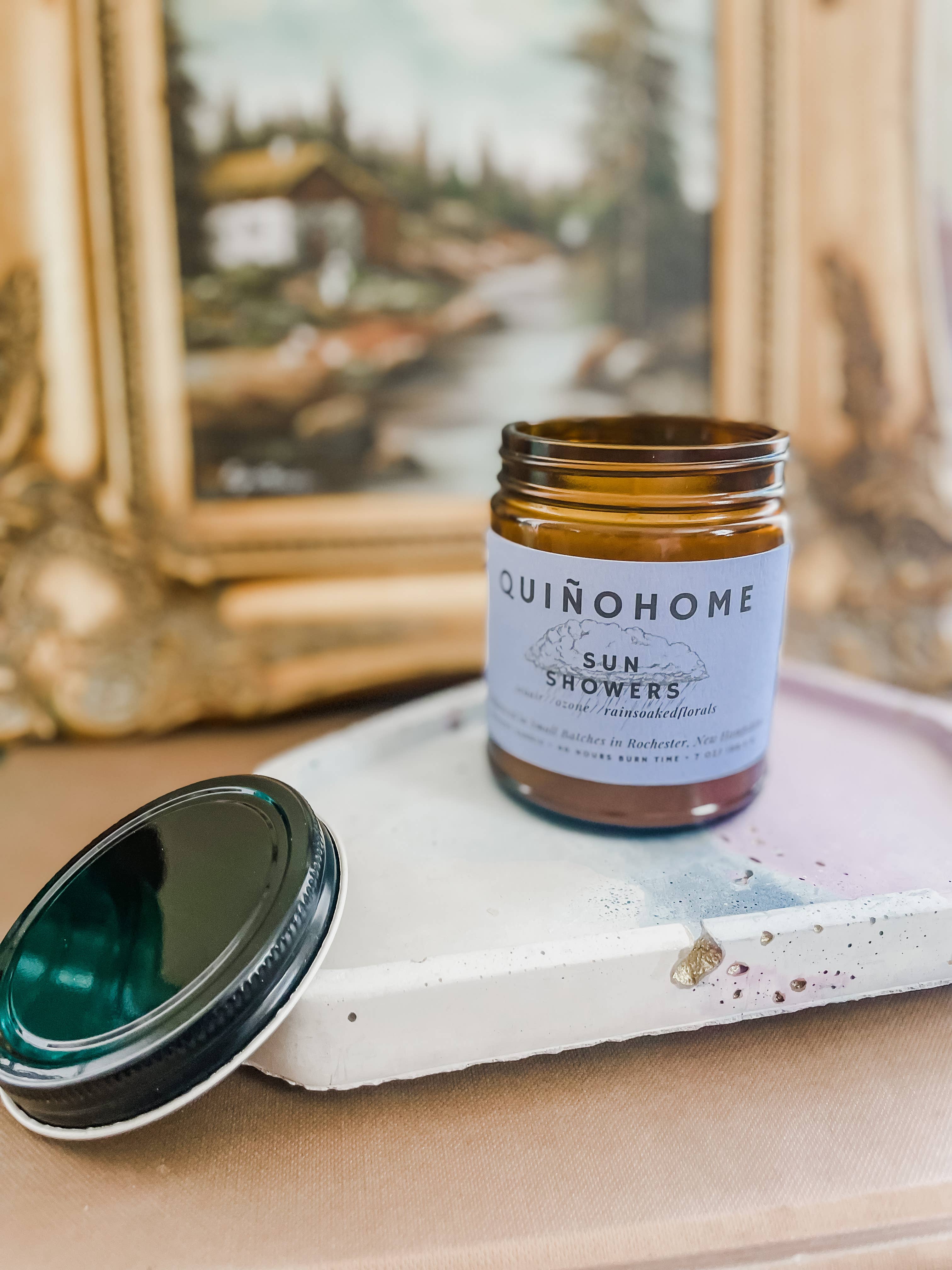 quiñohome - Wholesale Jar/Filled Candle - Sun Showers 7oz Soy Candle Jar Sea Air, Ozone, Rain Florals1